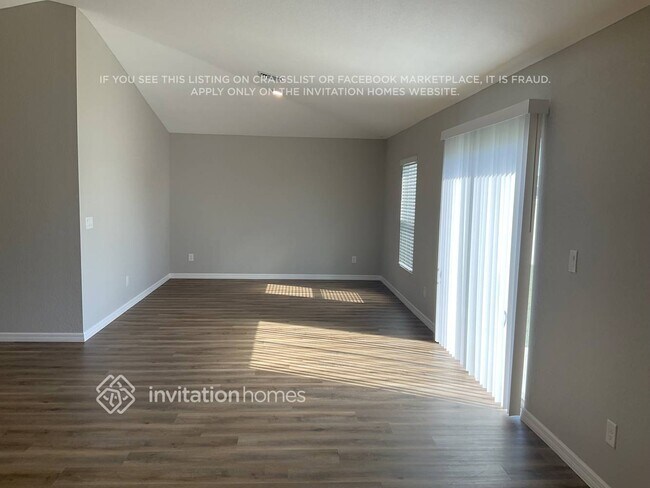 Foto del edificio - 16063 Dinal Dr