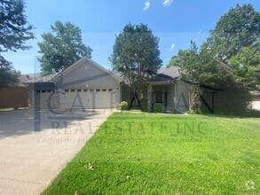 Building Photo - 9424 Johnson Dr