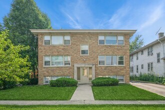 Building Photo - 233 S Highland Ave