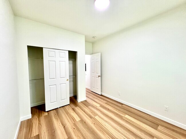 Foto del edificio - 11210 Slater Ave NE