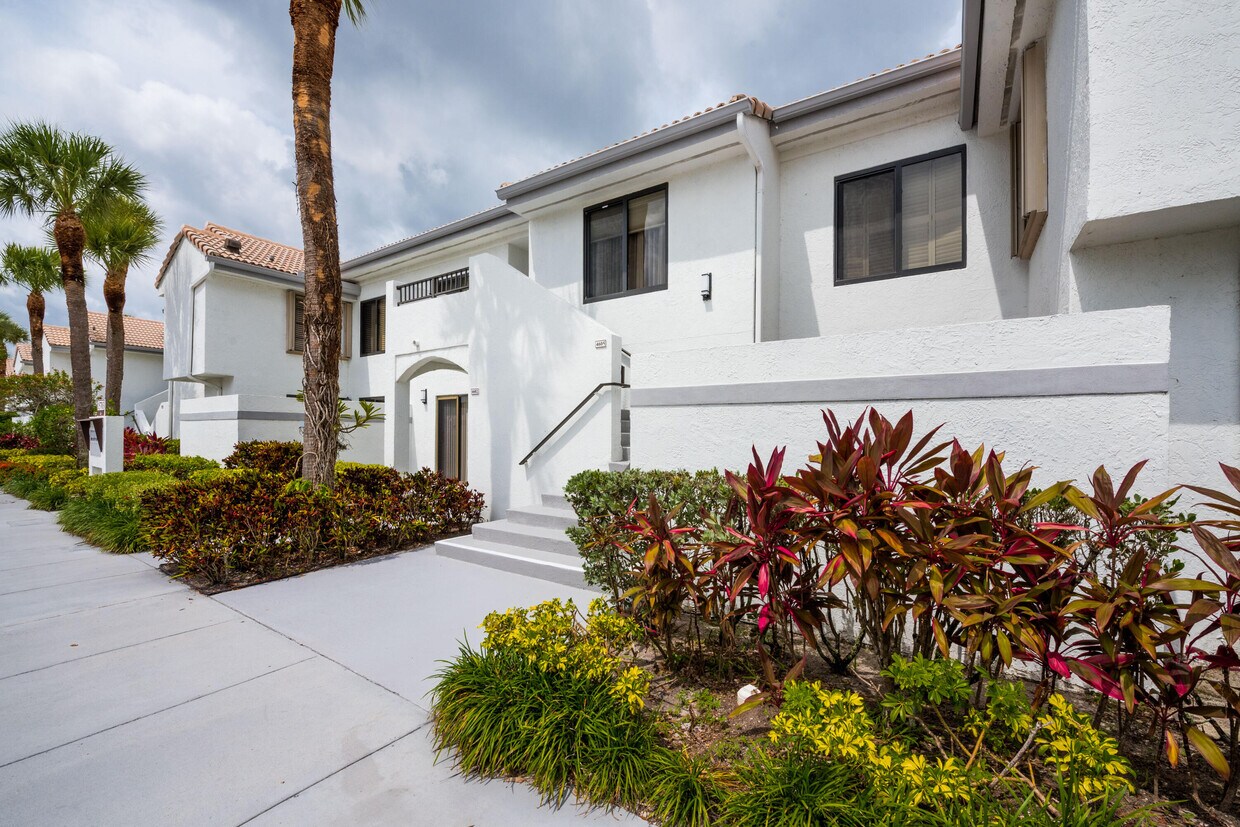 Foto principal - 15703 Loch Maree Ln
