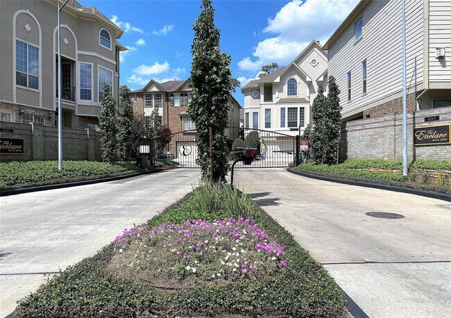 Foto del edificio - 1831 Stacy Crest