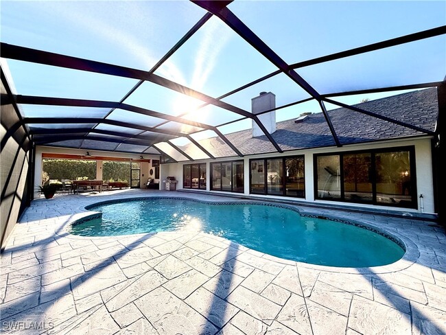 Building Photo - 3631 1st Ave NW