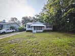 Foto principal - 7043 Wakefield Ave