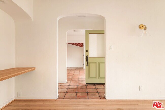 Foto del edificio - 2228 Prospect Ave