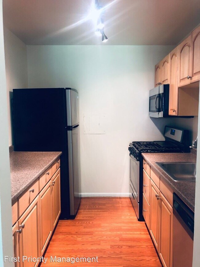 Foto del edificio - 1 br, 1 bath House - 12401 Braxfield Ct. #479