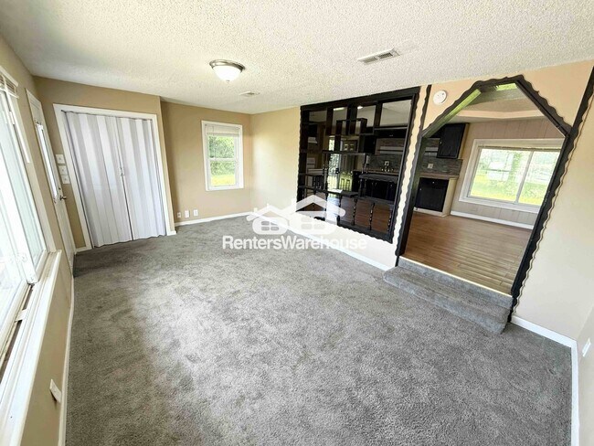 Foto del edificio - 6802 Longview Rd