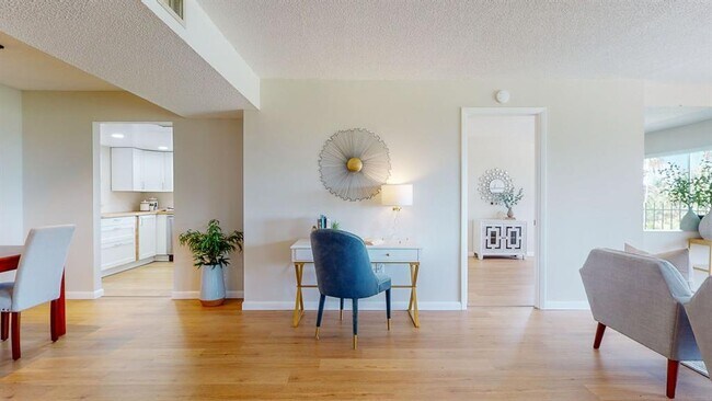 Foto del edificio - 1120 N Shore Dr NE
