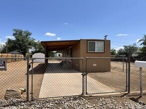 Building Photo - 3660 E Shaeffer Ave