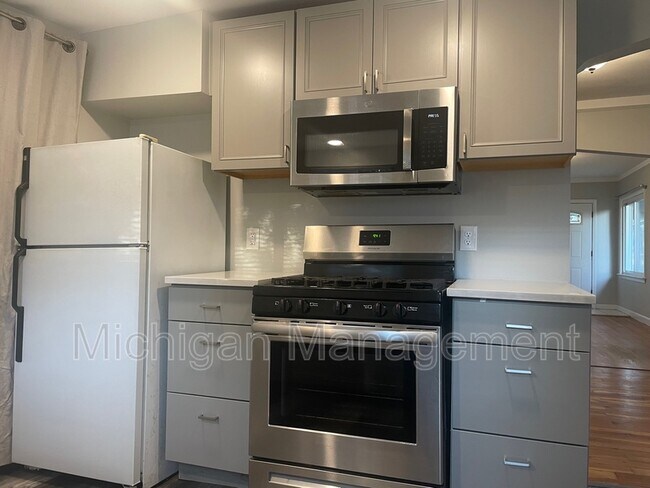 Foto del edificio - 3370 Harris St