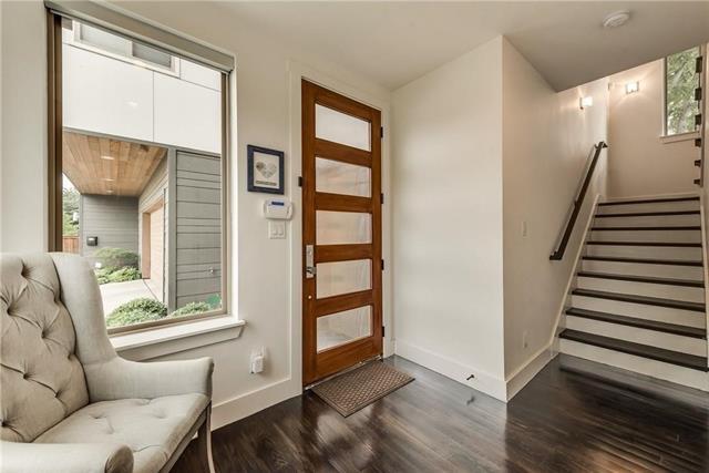 Foto del edificio - 2451 N Garrett Ave