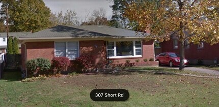Building Photo - 307 Short Rd