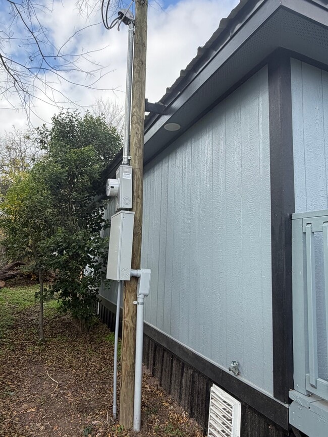 Foto del edificio - 806 S Rusk Ave