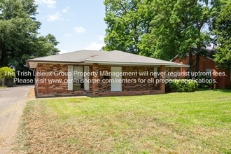Building Photo - 712 Texas Ave