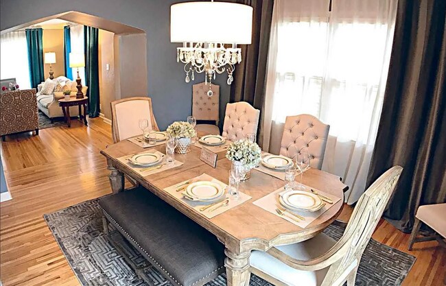Building Photo - 3 Bedroom Short-Term Rental Through July 2026!!