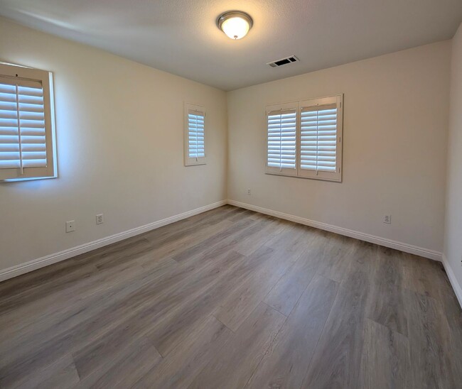 Foto del edificio - College Park Chino 4 bed 2.5 bath