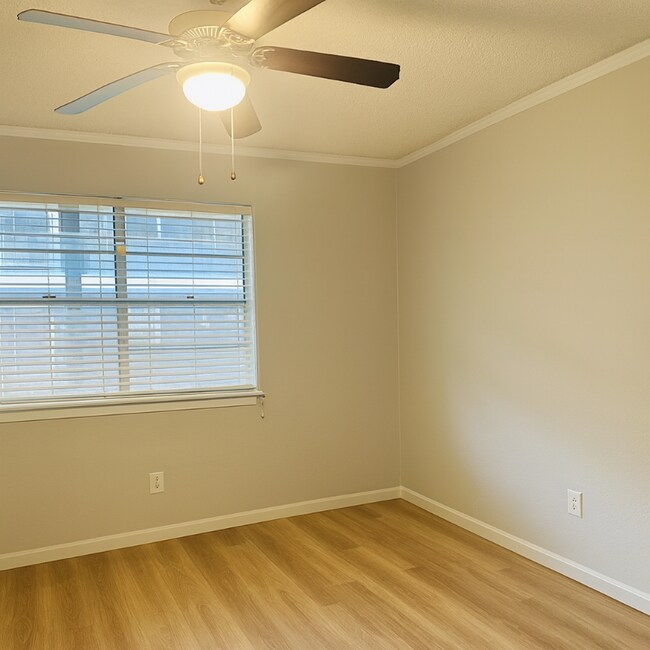 Foto del edificio - 301 Tri City Beach Rd