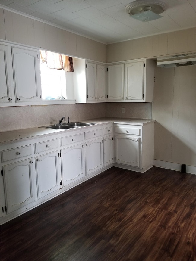 Building Photo - 1043 N 29th St