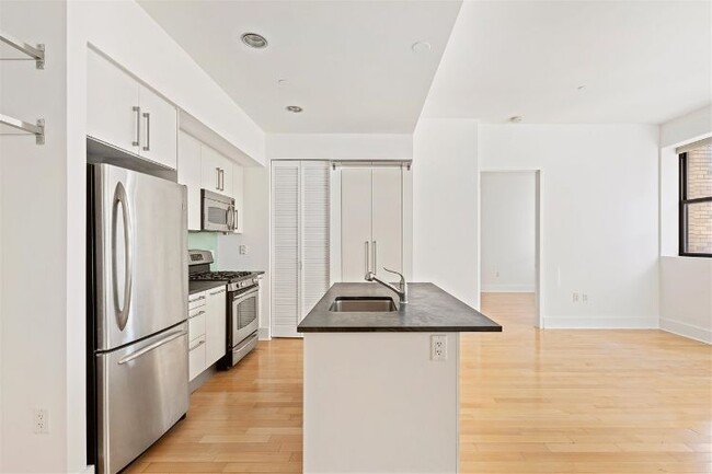 Foto del edificio - 4 Beacon Way