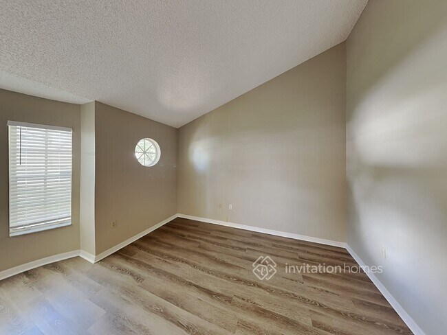 Building Photo - 7022 Morning Dove Loop W