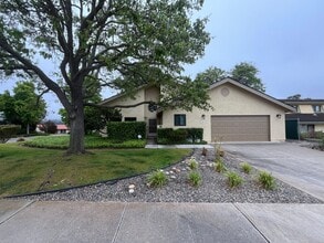 Building Photo - 1376 Ken Ave