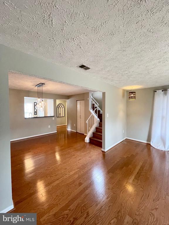 Building Photo - 5737 Independence Cir