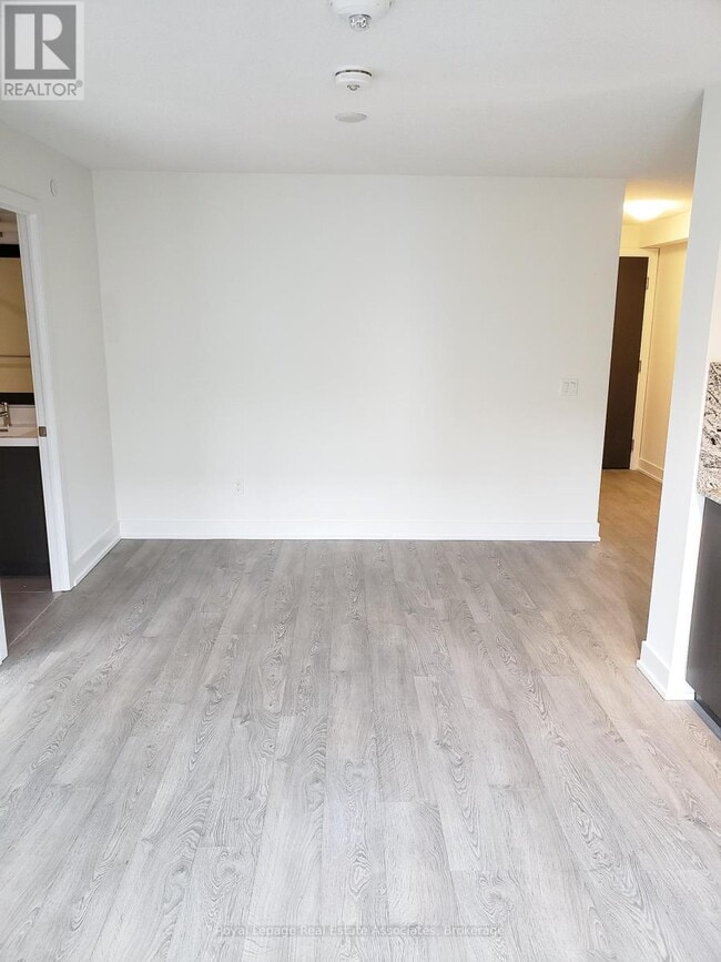 Building Photo - 9 Mabelle Ave
