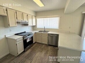 Building Photo - 628 W Fogal Way