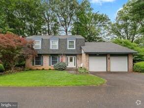 Building Photo - 2602 Oakledge Ct