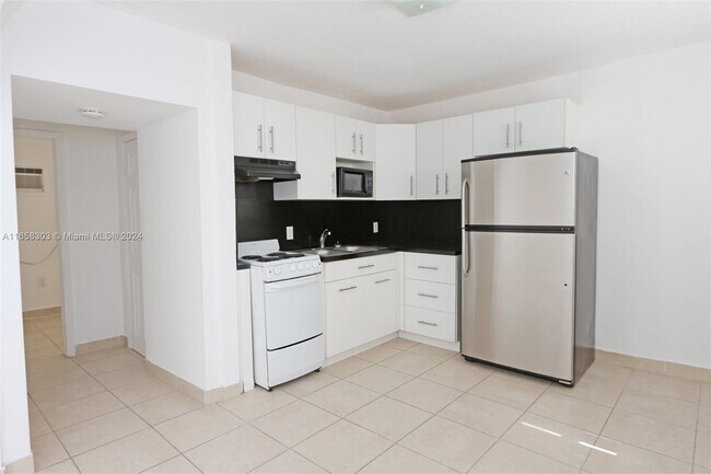 Foto del edificio - 5835 SW 4th St