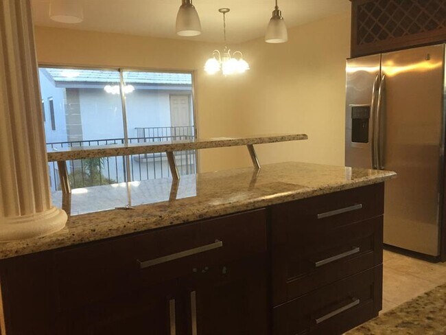 Foto del edificio - 110 SE 10th St