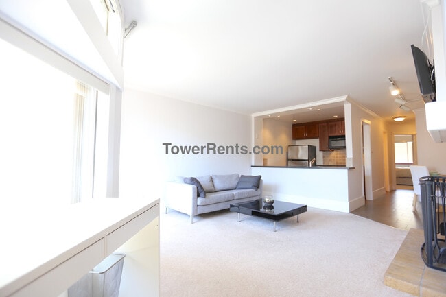 Foto del edificio - 1818 Broadway