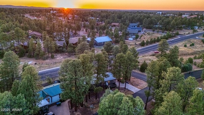 Building Photo - 430 Timber Ridge Loop