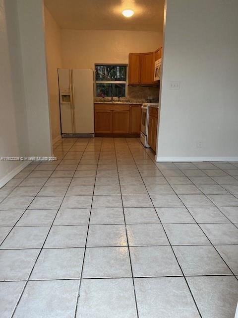 Foto del edificio - 2784 SW 14th St