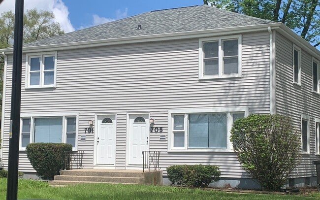 Building Photo - 701 E Rudisill Blvd