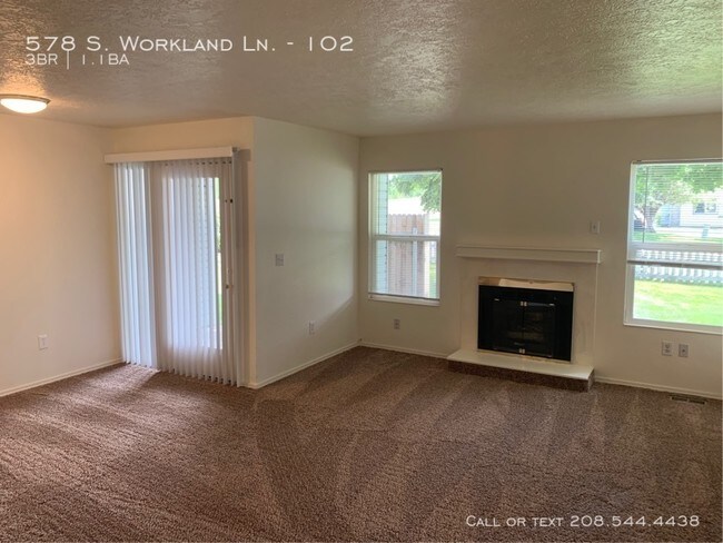 Building Photo - 578 S Workland Ln #102