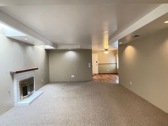 Foto del edificio - North East Single Story Family Home