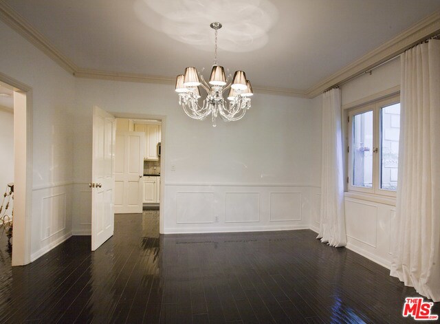 Building Photo - 316 N Rossmore Ave