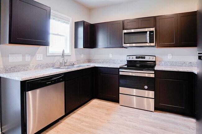 Foto del edificio - 2 br, 2.5 bath House - 34 Zion Place