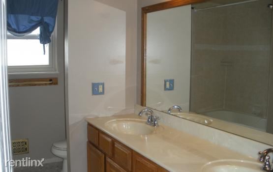 Building Photo - 41186 Wessel Dr