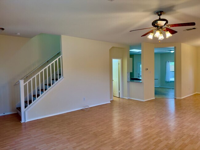 Foto del edificio - Spacious 2-story in Cedar Park