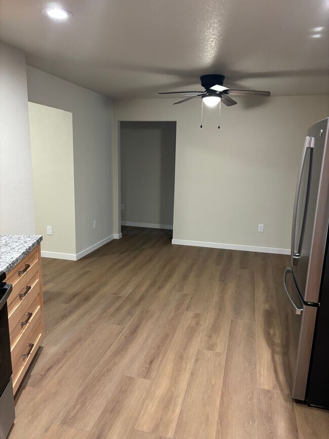 Foto del edificio - 3 BD 2 BA House in Yuba City! AVAILABLE NOW!!