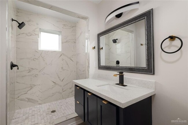 Foto del edificio - 609 E Interstate Hwy 2