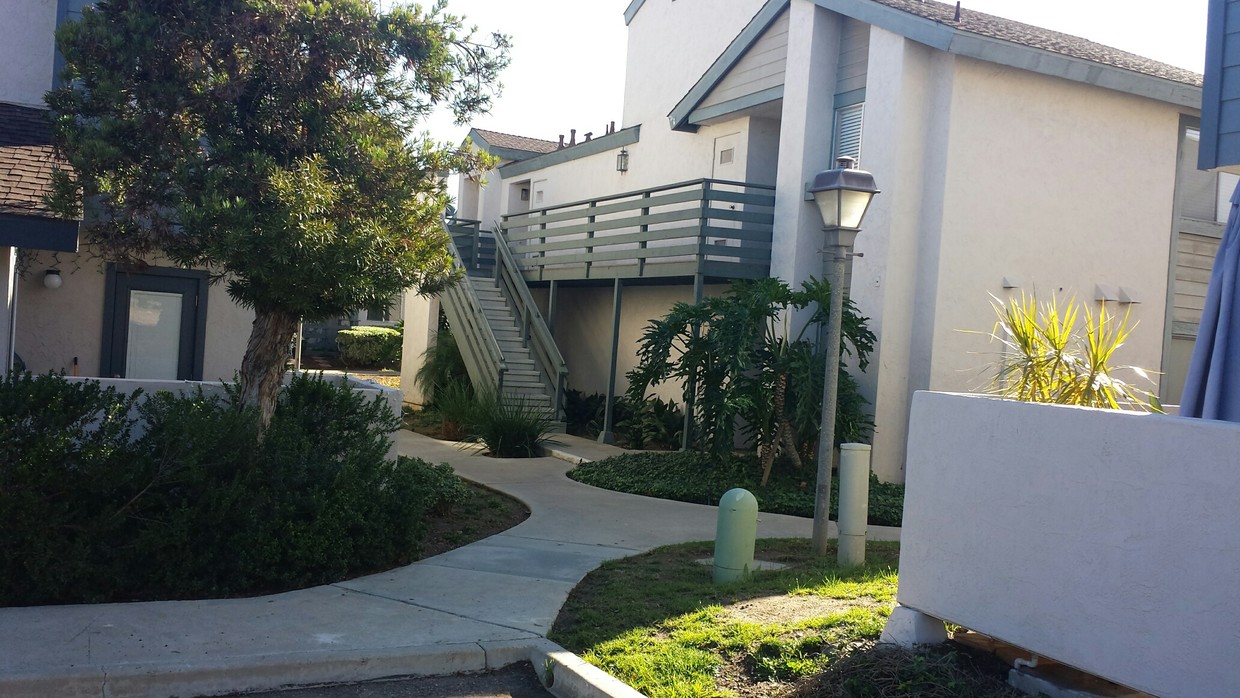 Primary Photo - 1481 Gustavo St