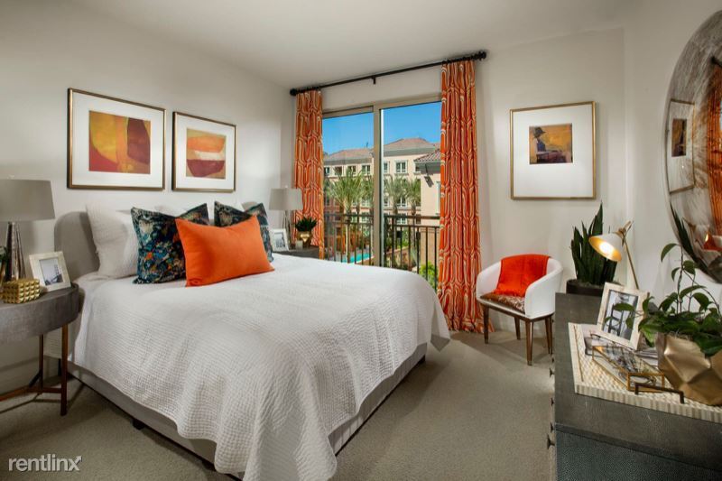 Foto principal - 2 br, 2 bath Condo - 3410 Montgomery Dr