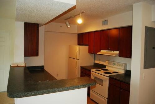 Kitchen - Alhambra Cove