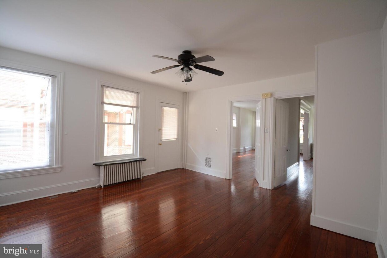 Foto principal - 435 S High St
