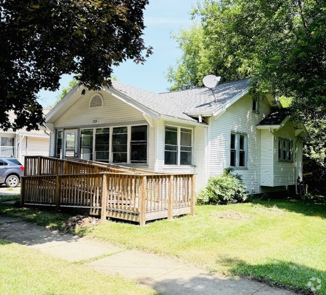 Building Photo - 1309 Woodbridge St