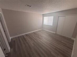 Building Photo - 3151 N Soaring Gulls Dr