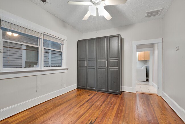 Foto del edificio - 474 Kelly St SE